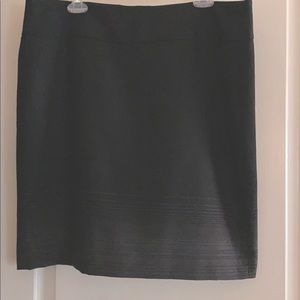 AK Anne Klein skirt - Size 16